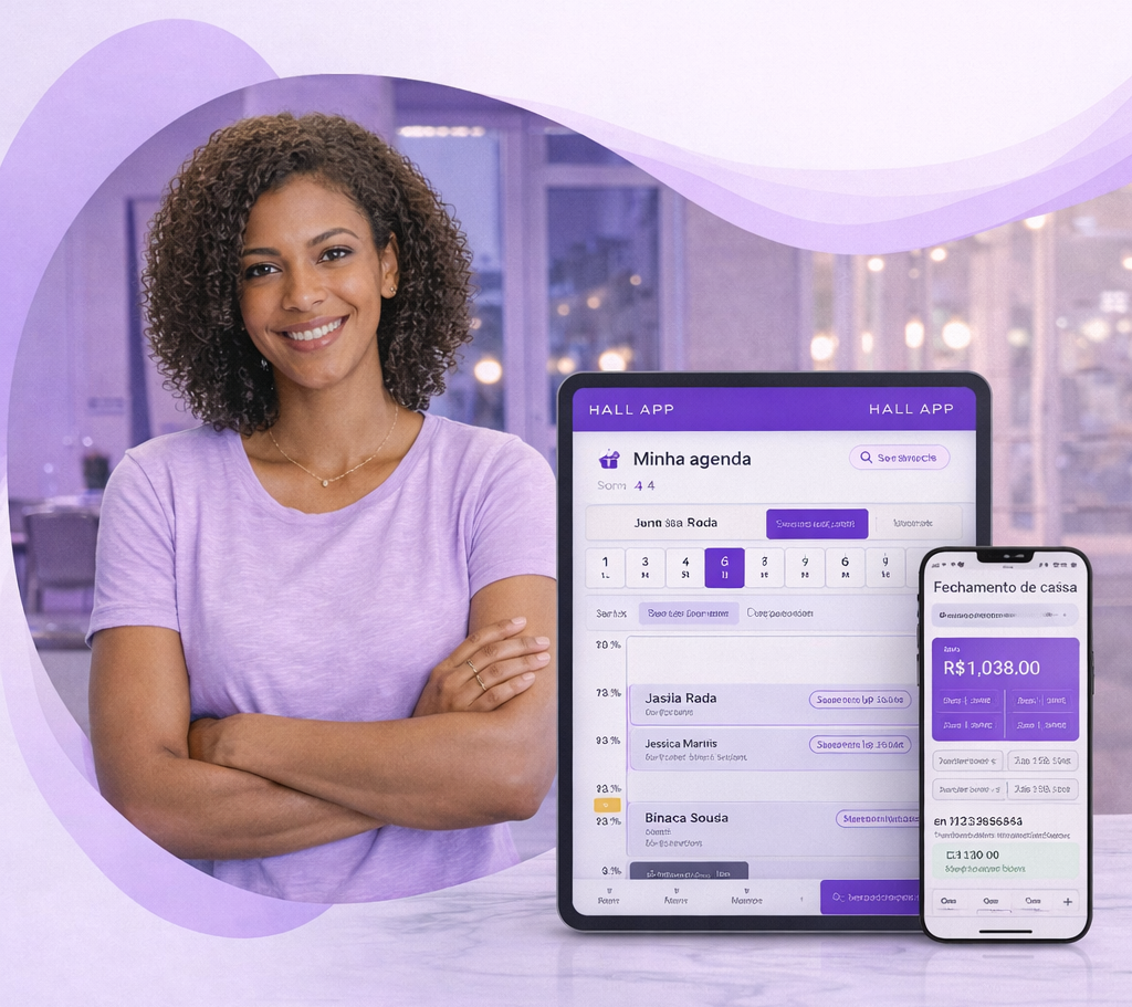 Profissional ao lado das telas do sistema HallApp